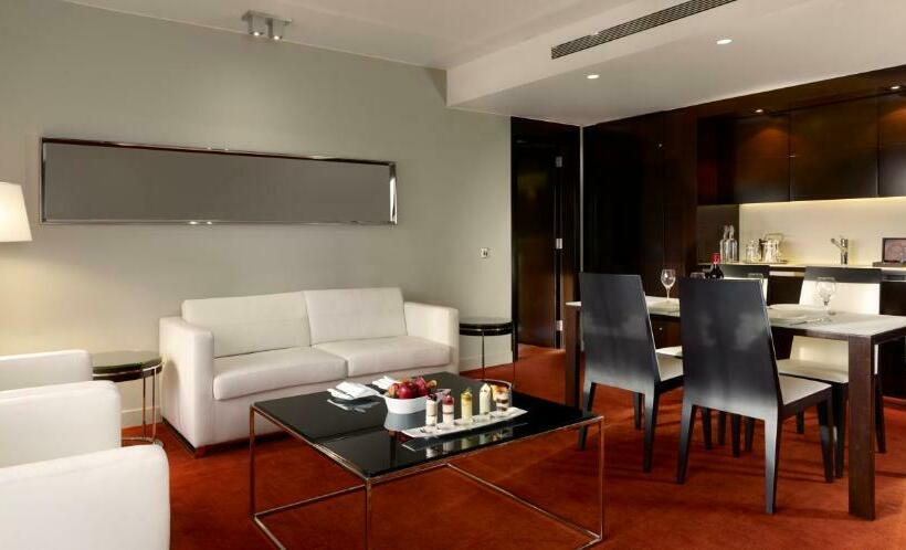 Family Suite, Park Plaza London Westminster Bridge