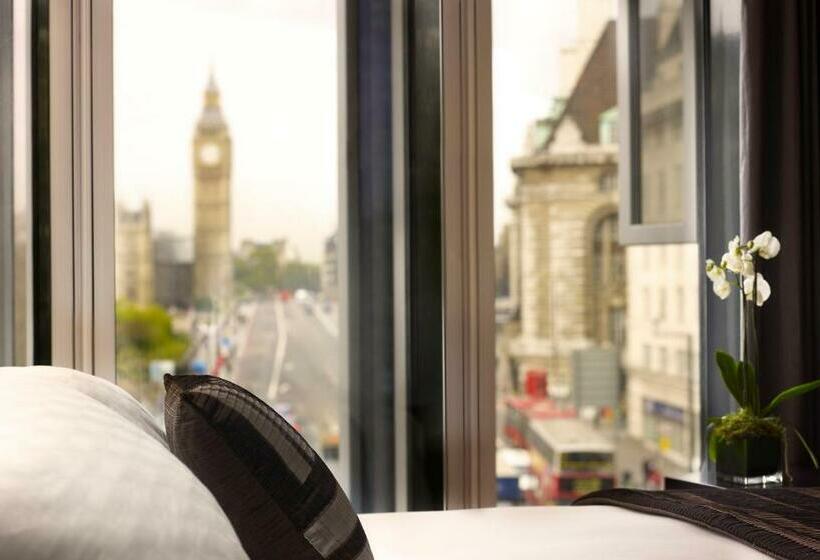 Студио Стандарт с Видом, Park Plaza London Westminster Bridge