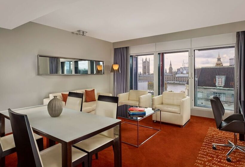 Люкс, Park Plaza London Westminster Bridge