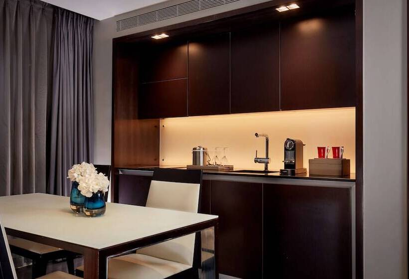 Люкс 2 Спальни, Park Plaza London Westminster Bridge