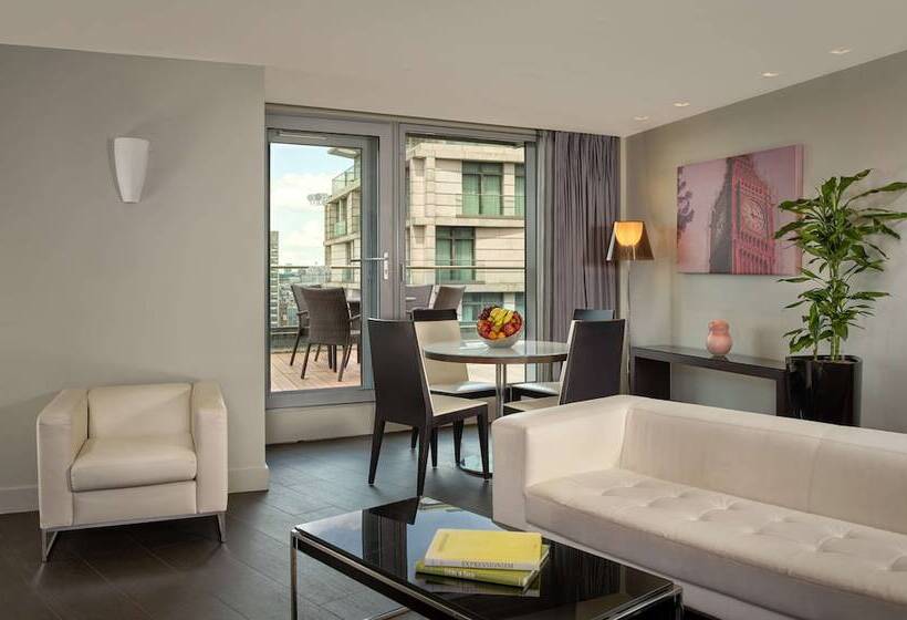 Люкс 2 Спальни, Park Plaza London Westminster Bridge