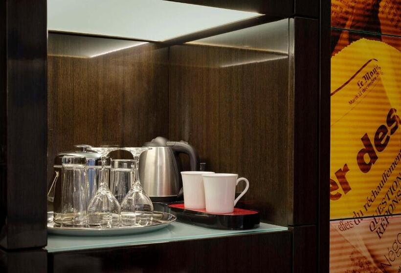 Номер Superior, Park Plaza London Westminster Bridge