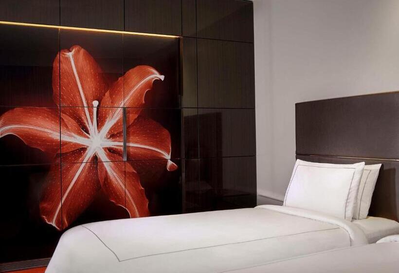 Студия Стандарт, Park Plaza London Westminster Bridge