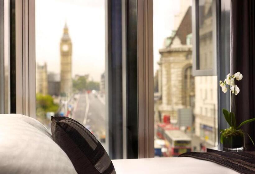 Family Suite, Park Plaza London Westminster Bridge