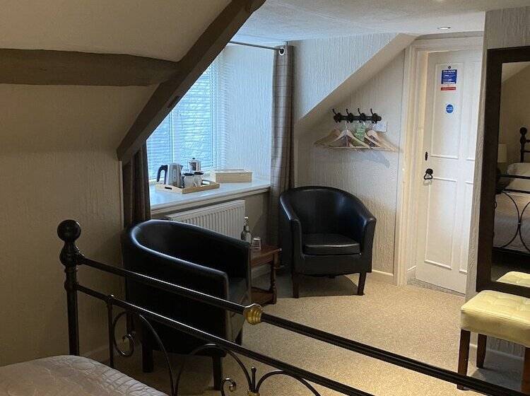 اتاق استاندارد, The George At Nunney