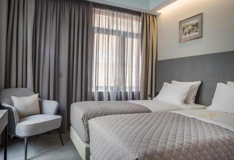 バルコニー付きスーペリアルーム, Royalty Hotel Athens