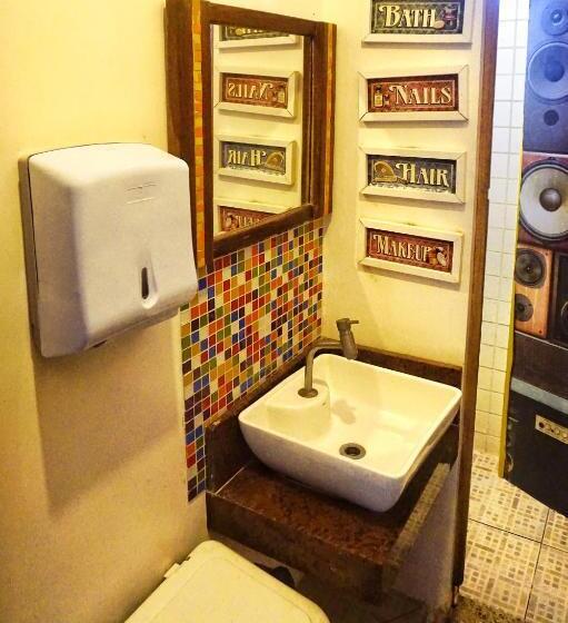 غرفة قياسية حمام مشترك, Biergarten Hostel