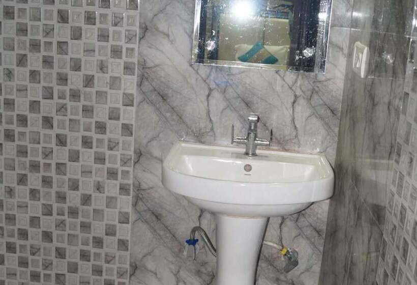 اتاق استاندارد, Goroomgo Hotel Reliance Jharkhand