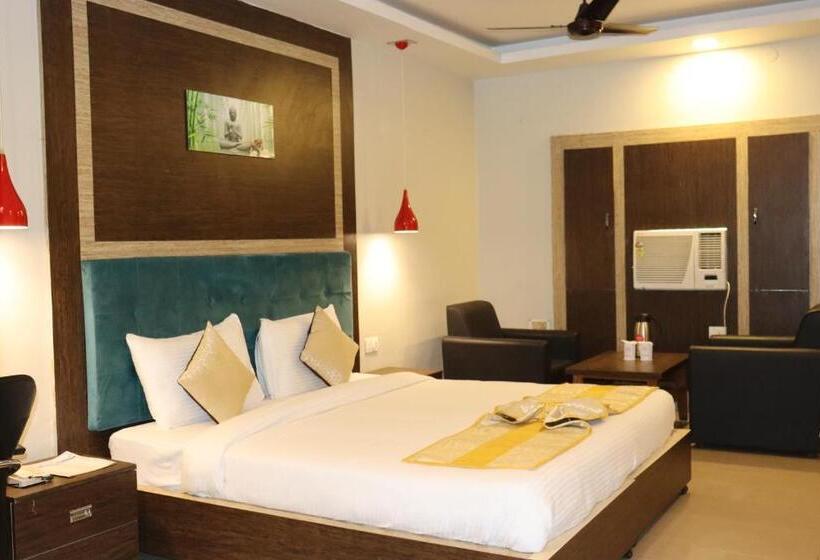 اتاق لوکس با بالکن, Goroomgo Hotel Reliance Jharkhand