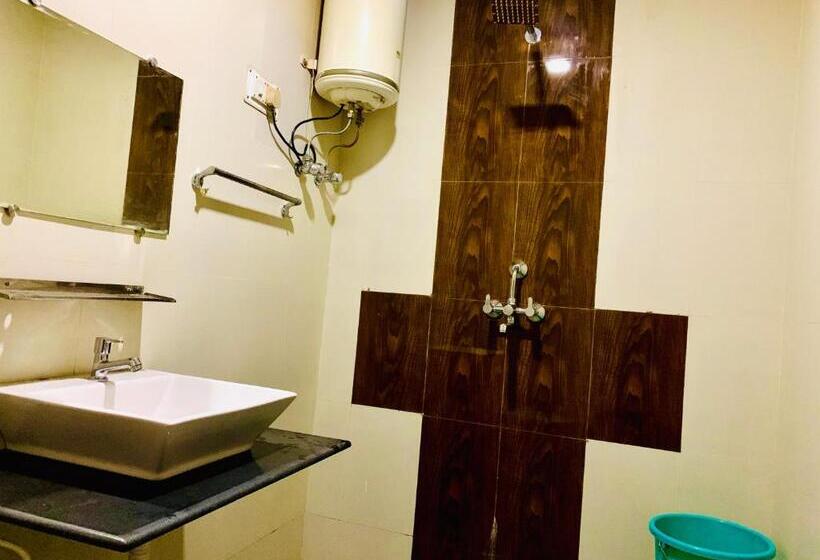اتاق استاندارد, Goroomgo Hotel Reliance Jharkhand