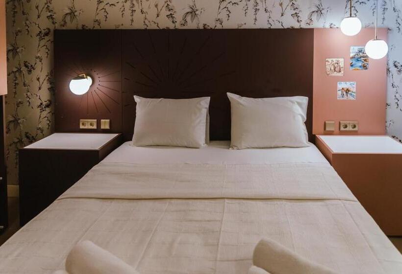 اتاق استاندارد با تراس, Happy House Comfort Plus