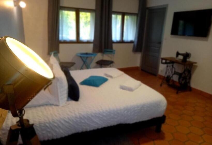 Стандартный Номер Кровать Кинг, Chambres Et Gites D étretat