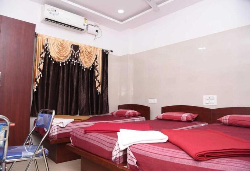 Quarto Triplo Estandar, Star Bliss Plaza