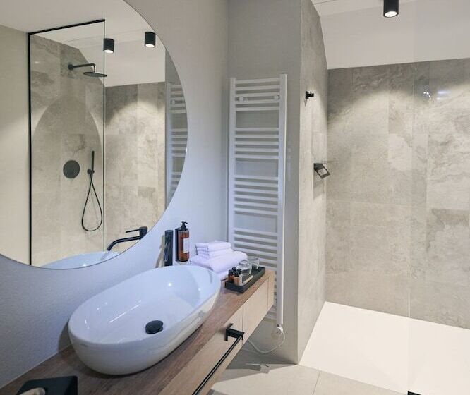 اتاق استاندارد, Triangel Boutique