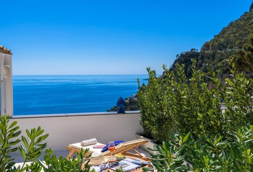 آپارتمان 1 خوابه با تراس, Villa Fortuna
