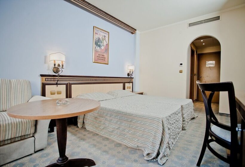 Номер Стандарт Вид на Парк, Andalucia Beach Hotel   All Inclusive
