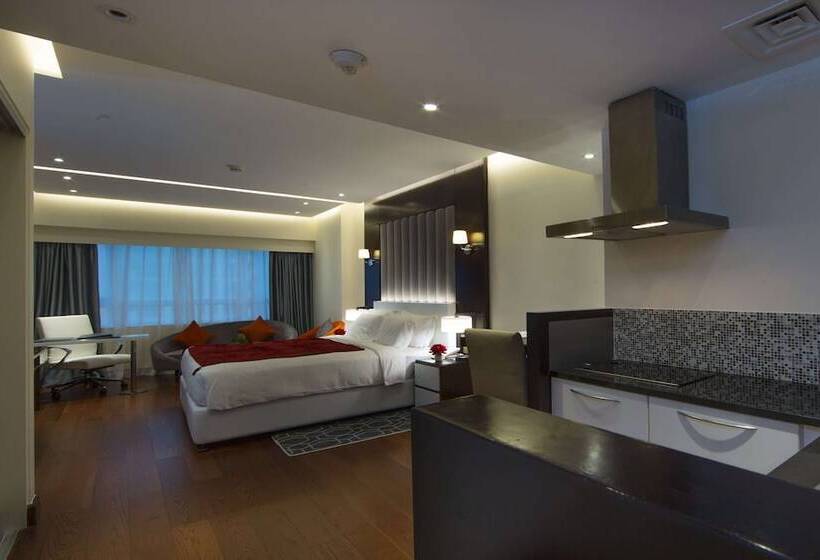 Студия Deluxe, Number One Tower Suites