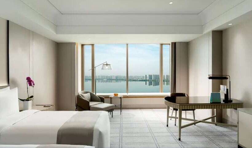 اتاق لوکس با چشم‌انداز دریاچه, Kempinski Hotel Suzhou