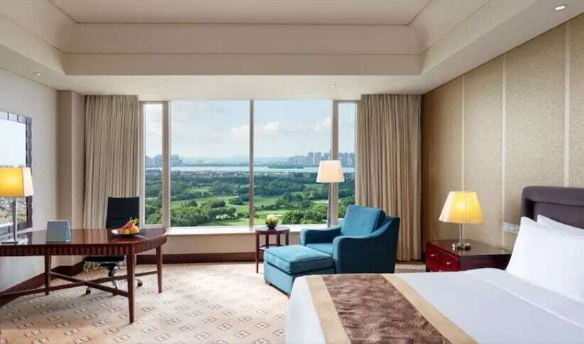 Deluxe Room Golf View, Kempinski Hotel Suzhou