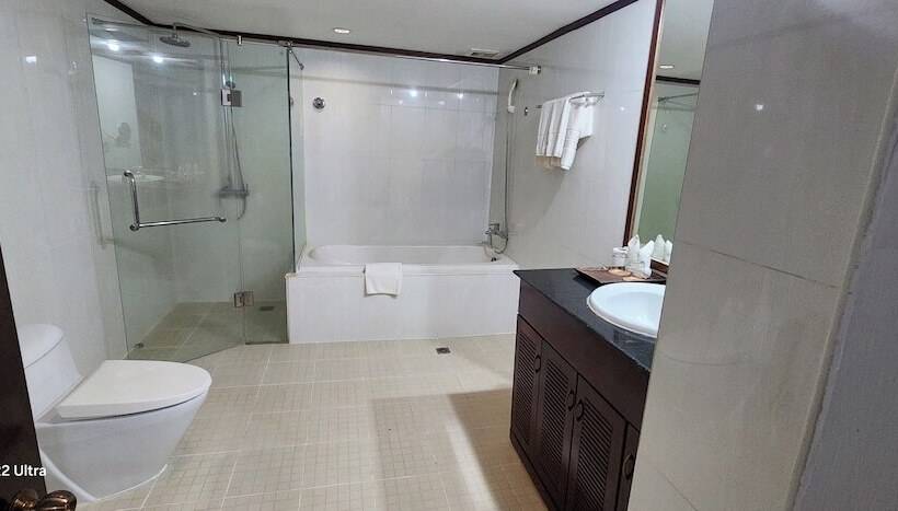 اتاق لوکس, Eg Paradise Angkor Villa