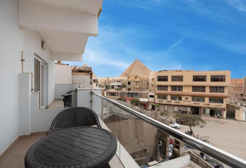 اتاق سوپریور با چشم‌انداز, Mamlouk Pyramids