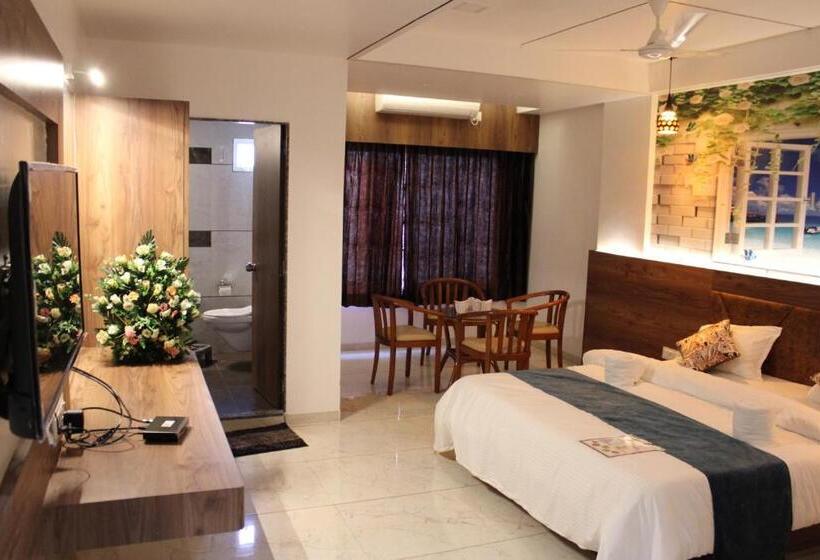 家庭间, The Grand Piano   Best Business Hotel In Patan