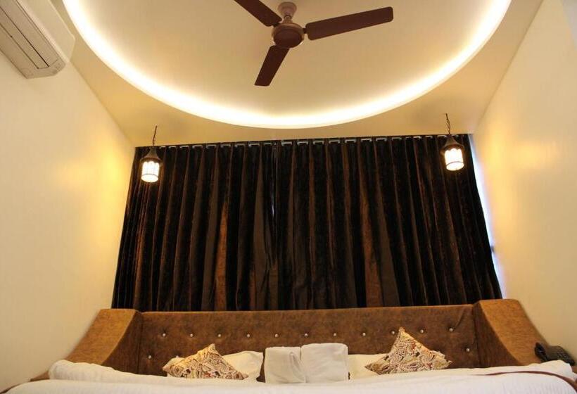 Люкс, The Grand Piano   Best Business Hotel In Patan