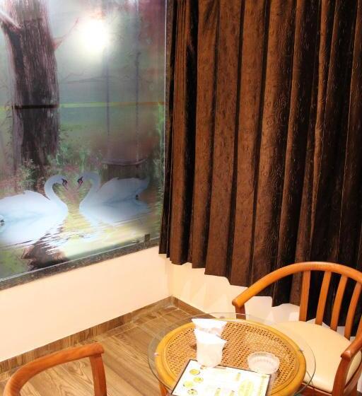 套房, The Grand Piano   Best Business Hotel In Patan