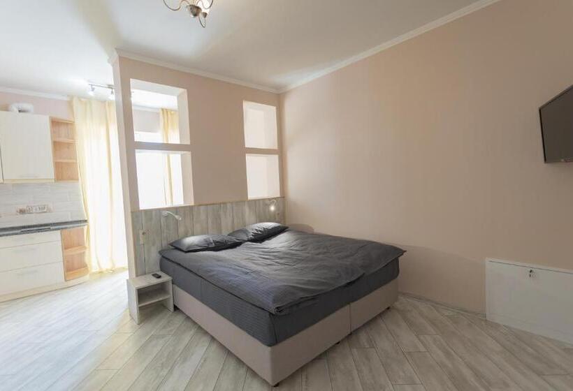 Апартаменты 1 Спальня, Villa Grey House