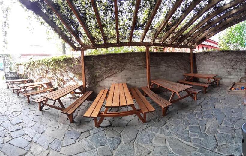 Четырехместный Номер Стандарт, Penzion A Restaurace U Hájků