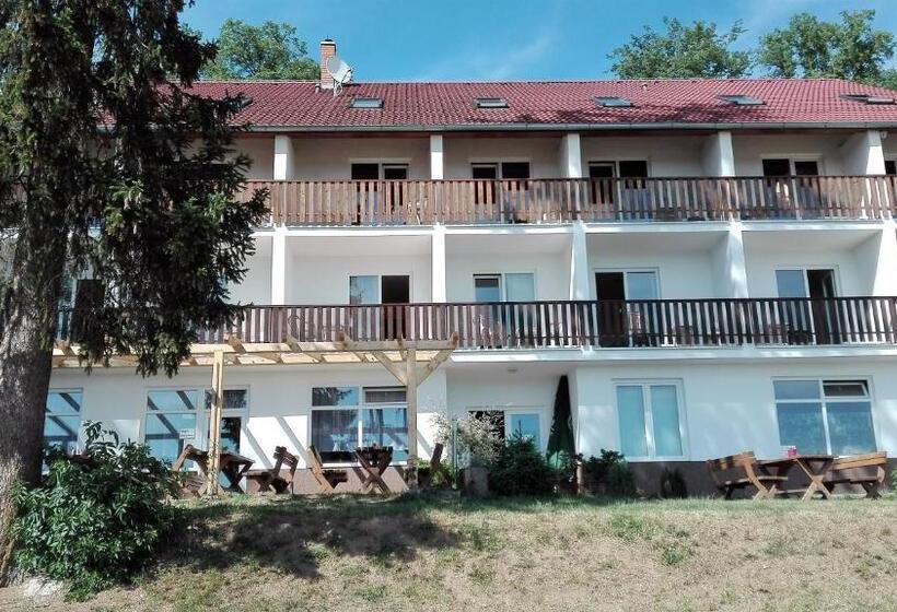 Трехместный Номер Стандарт с Видом, Sobol
