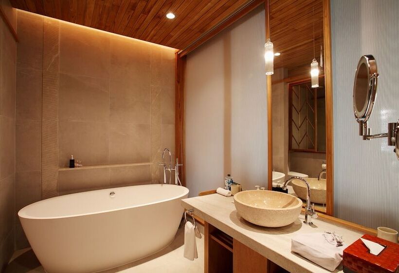 سوییت با چشم‌انداز دریا, Sri Panwa Phuket Luxury Pool Villa Hotel   Sha Plus