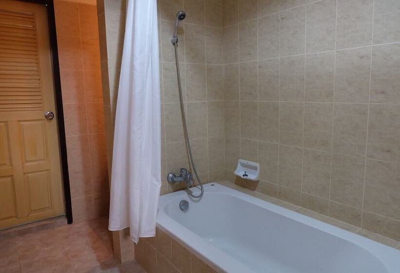 Номер Deluxe, Starbright Court   Hostel