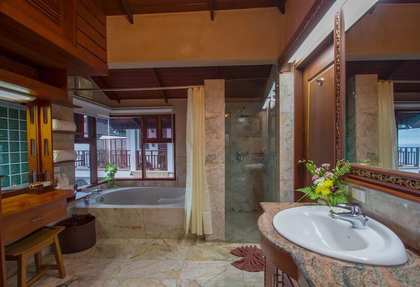 Вилла 2 Спальни, Sandalwood Luxury Villa Resort