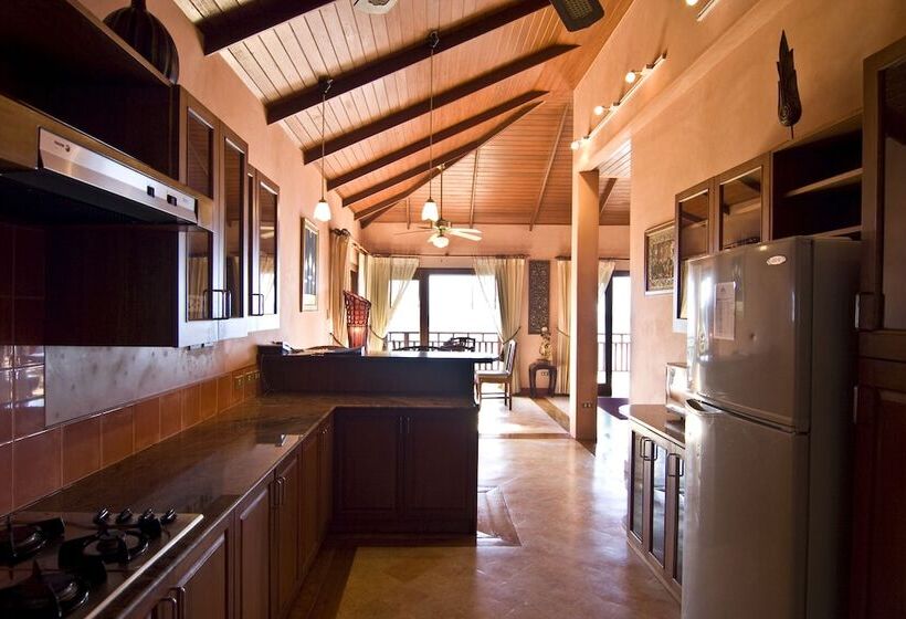 Вилла 2 Спальни, Sandalwood Luxury Villa Resort