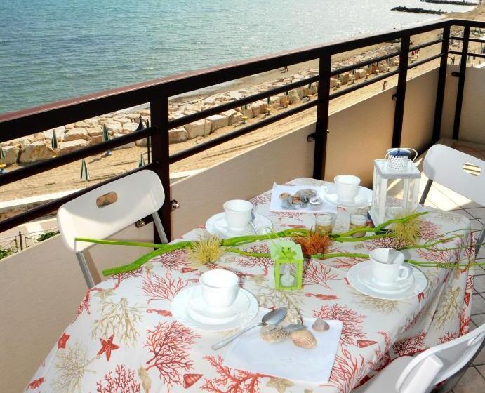 آپارتمان 1 خوابه با چشم‌انداز دریا, Residence Corallo