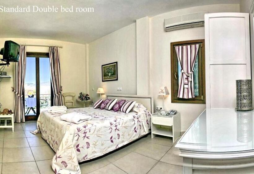 Номер Стандарт Трехместный, Clara Resort