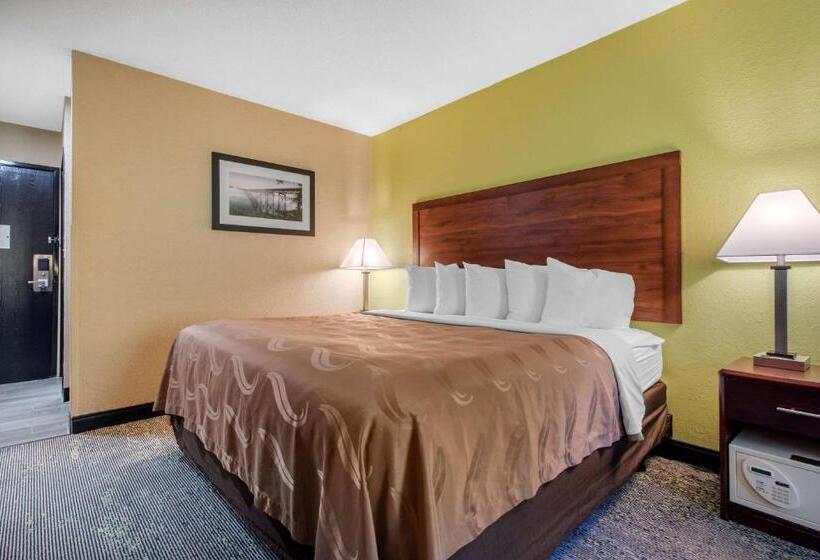 غرفة قياسية سرير كينج, Quality Inn