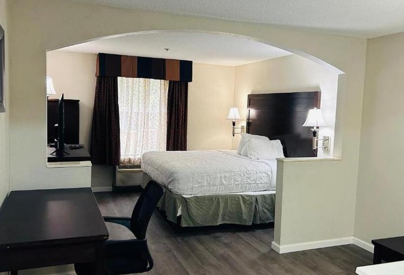 이그제큐티브 스위트, Quality Inn And Suites Lafayette