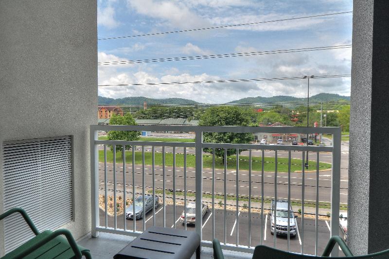 带大床的标准间, Rodeway Inn