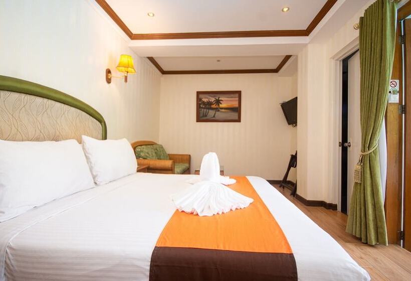 풀장 전망 디럭스 룸, Red Coconut Beach Hotel Boracay