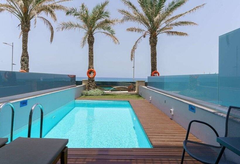 Номер Стандарт Вид на Море, Aegean Pearl