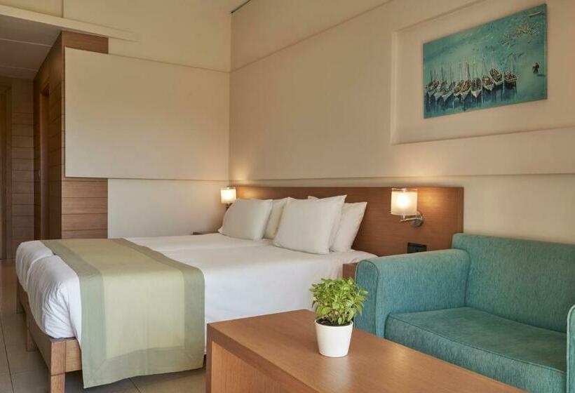 Номер Стандарт Вид на Сад, Atlantica Amalthia Beach Hotel   Adults Only