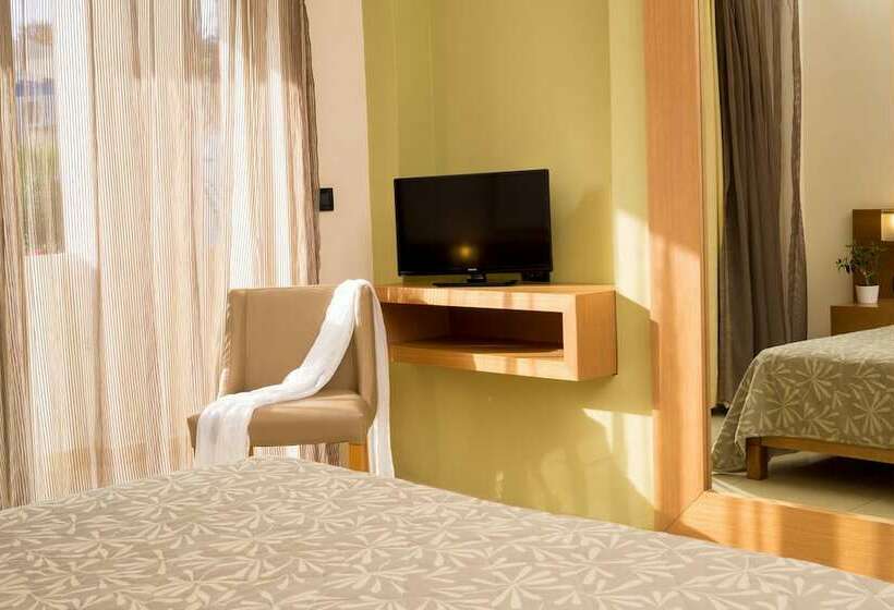 Полулюкс Вид на Сад, Atlantica Amalthia Beach Hotel   Adults Only