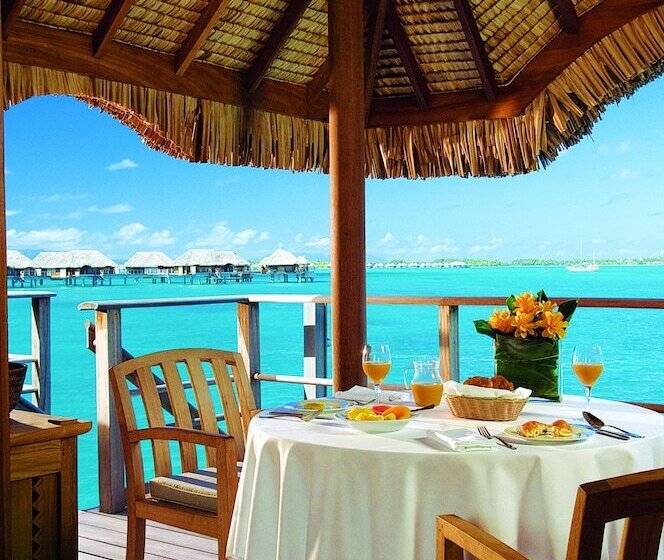 سوییت سوپریور, Four Seasons Resort Bora Bora