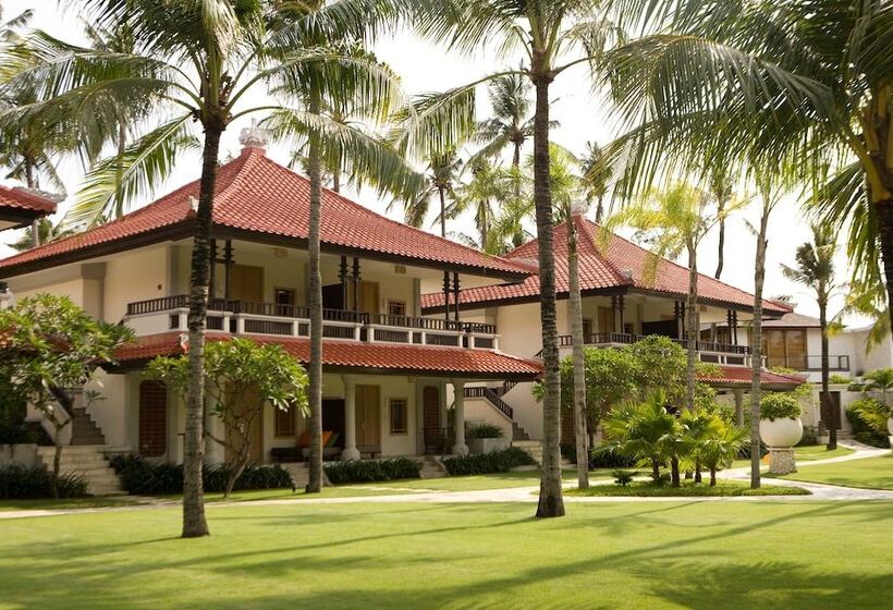 Номер Premium Вид на Бассейн, Holiday Inn Resort Baruna Bali, An Ihg