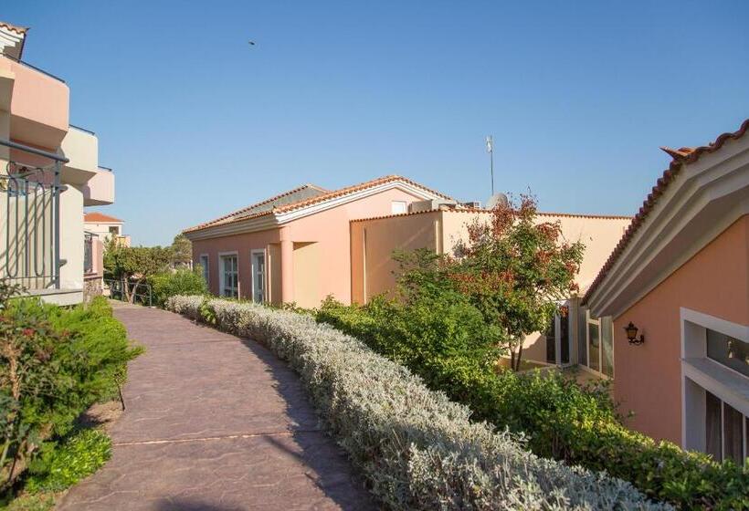 اتاق سوپریور با چشم‌انداز دریا, Sunrise Resort