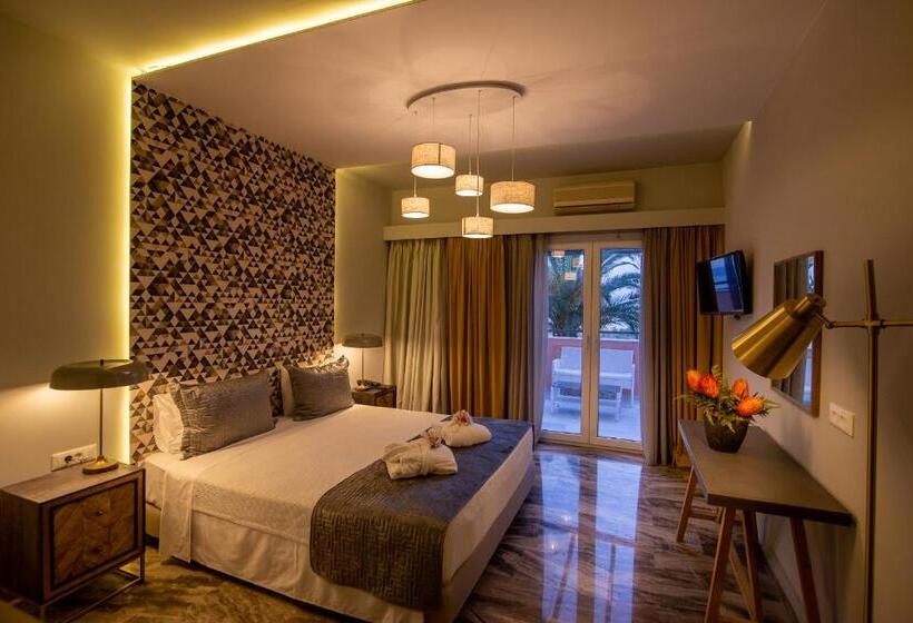 سوئیت جونیور با تراس, Sunrise Resort