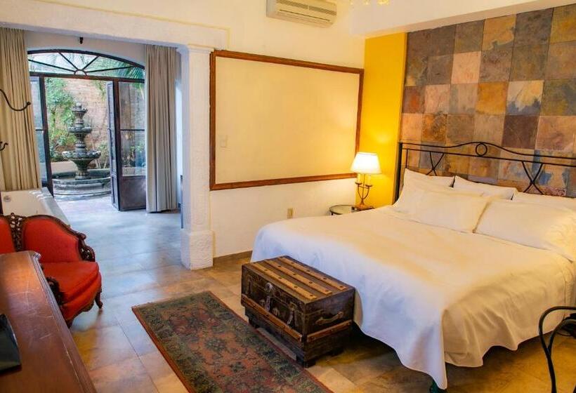 سوییت سوپریور, Villa Ganz Boutique
