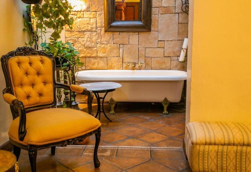 سوییت سوپریور, Villa Ganz Boutique